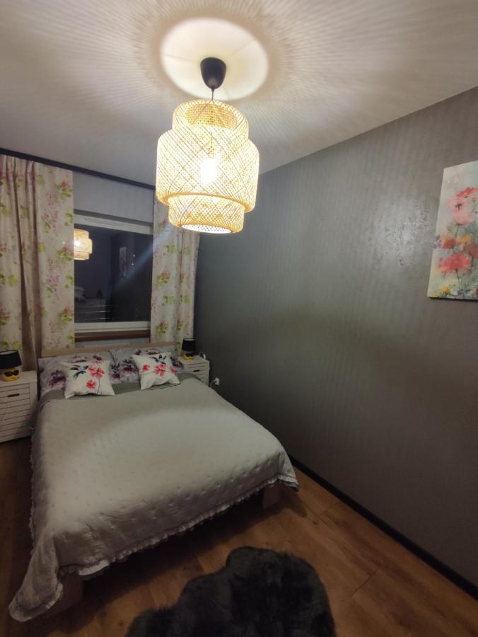 Lux Apartament Odkryj - Bieszczady Ustrzyki Dolne Exteriör bild