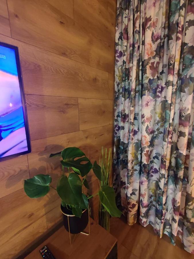 Lux Apartament Odkryj - Bieszczady Ustrzyki Dolne Exteriör bild