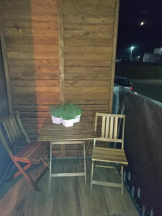 Lux Apartament Odkryj - Bieszczady Ustrzyki Dolne Exteriör bild