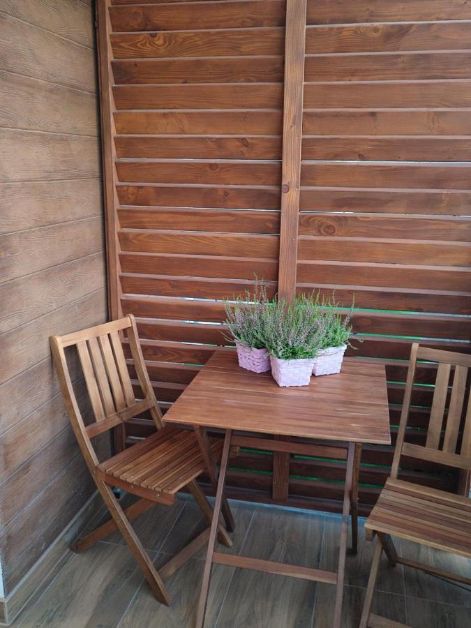 Lux Apartament Odkryj - Bieszczady Ustrzyki Dolne Exteriör bild